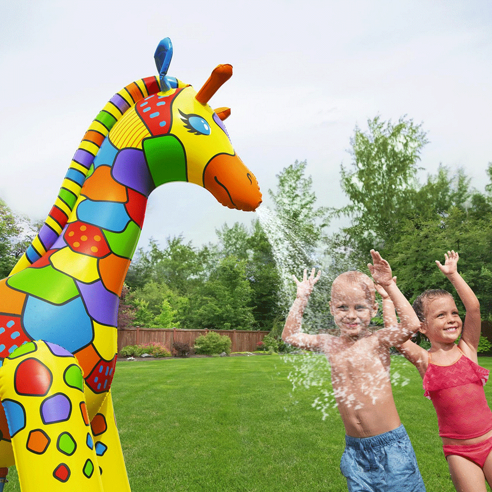 Giraffe jumbo met sproeier
