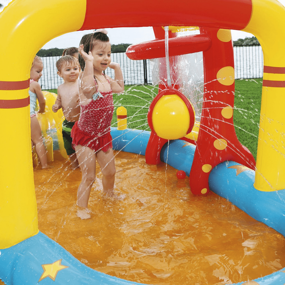 Play center Lil' Champ